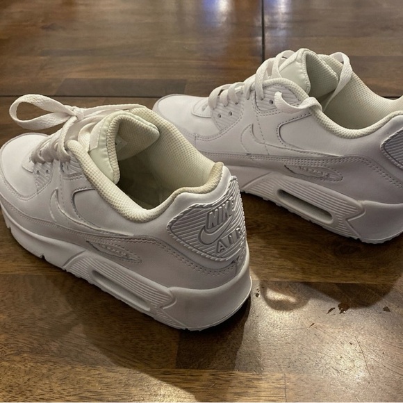 Nike Classic White Air Max Sneakers - Picture 2 of 3